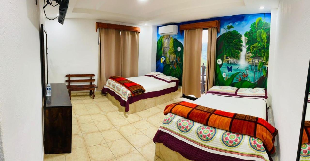 K&M Hotel Xilitla Buitenkant foto