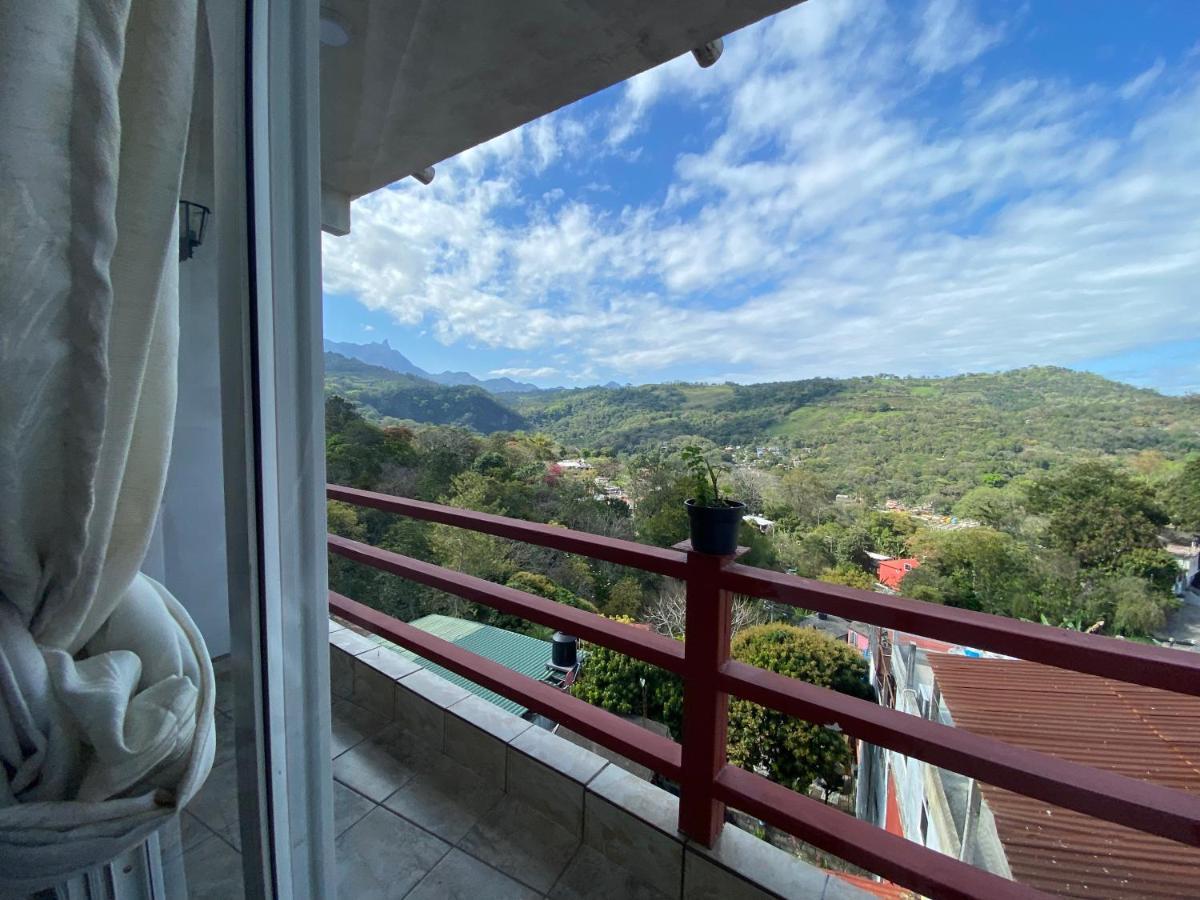 K&M Hotel Xilitla Buitenkant foto